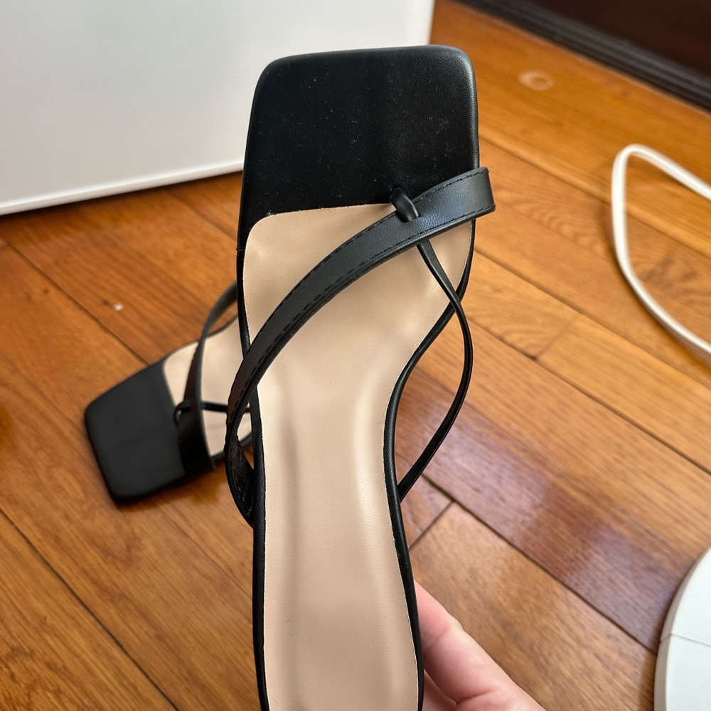 Elegant Black Strappy Women's Sandals